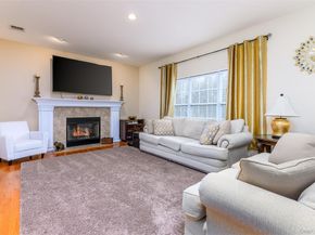 3 Sweetgum Lane, Miller Place NY 11764