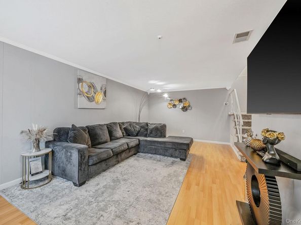 202 Birchwood Road, Medford NY 11763