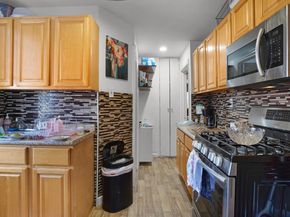 364 Ashburton Avenue A, Yonkers NY 10701