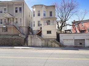 364 Ashburton Avenue A, Yonkers NY 10701