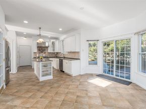 15 Kingfish Court, Riverhead NY 11901