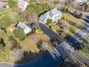 15 Kingfish Court, Riverhead NY 11901