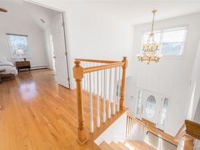 15 Kingfish Court, Riverhead NY 11901