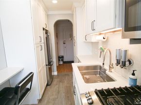 3321 Bruckner Boulevard 5J, Bronx NY 10461