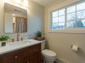 167 8th Avenue, Holtsville NY 11742