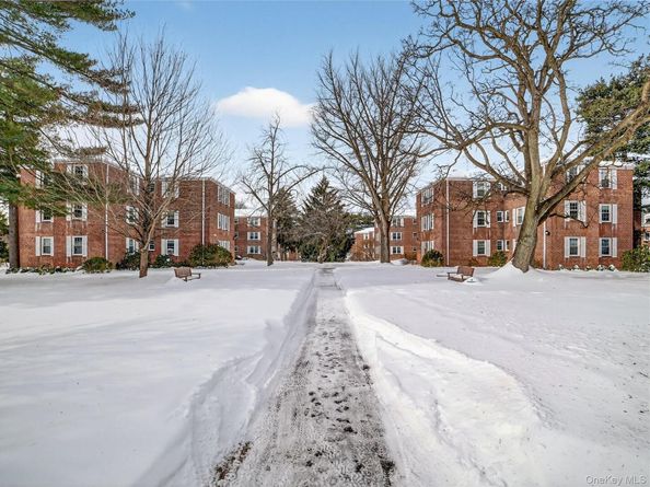 751 N Broadway 2D, Hastings-on-Hudson NY 10706