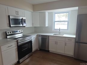 519 Advent Street, Westbury NY 11590