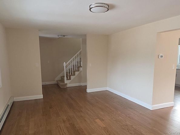 519 Advent Street, Westbury NY 11590