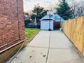 186-22 Avon Road, Jamaica Estates NY 11432