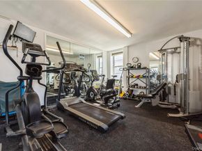 855 E Broadway LD, Long Beach NY 11561