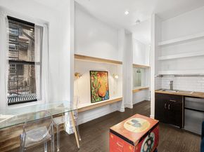 212 E 13TH Street APT1C, New York (Manhattan) NY 10003