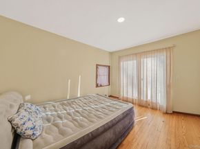 21 Valleywood Drive, Huntington Station NY 11746