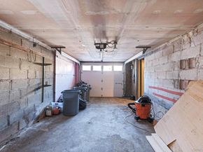 21 Valleywood Drive, Huntington Station NY 11746