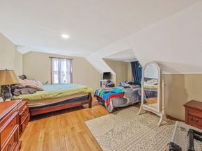 21 Valleywood Drive, Huntington Station NY 11746