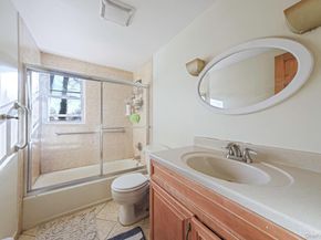 21 Valleywood Drive, Huntington Station NY 11746