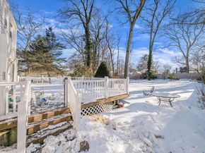 21 Valleywood Drive, Huntington Station NY 11746