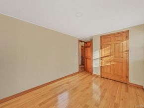 21 Valleywood Drive, Huntington Station NY 11746