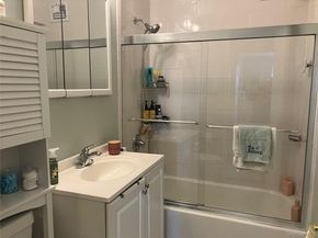 855 E Broadway 3F, Long Beach NY 11561