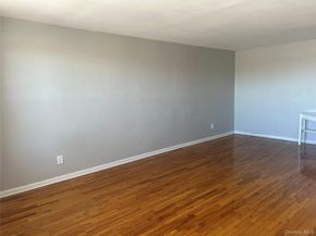 855 E Broadway 3F, Long Beach NY 11561