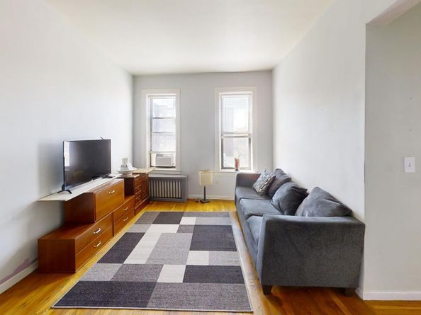 663 Locust Street 5G, Mount Vernon NY 10552