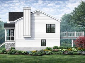 455-4 Middle Road, Riverhead NY 11901