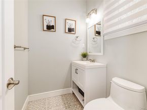 72 W Marine Avenue, Lindenhurst NY 11757