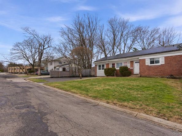 45 Oakley Drive, Huntington NY 11746