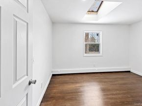 15 Gardiners Road, Sound Beach NY 11789