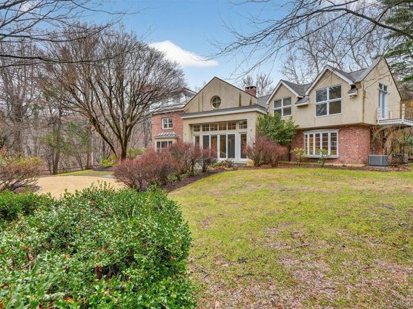 6 W Sunnyside Lane, Irvington NY 10533
