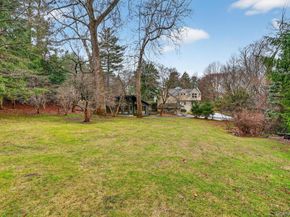 6 W Sunnyside Lane, Irvington NY 10533