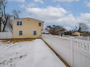 3 Brook Lane, Levittown NY 11756