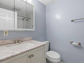 20 N Washington Avenue, White Plains NY 10603