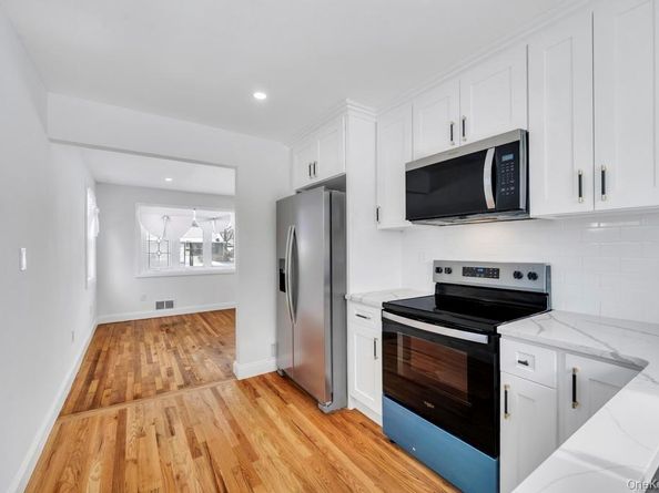 33 Silverpine Drive, Amityville NY 11701