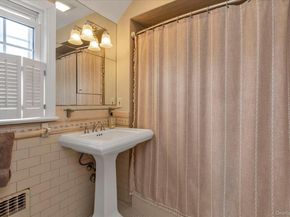 7 Rutgers Place, Merrick NY 11566