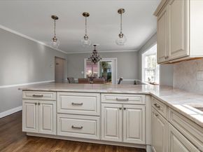 7 Rutgers Place, Merrick NY 11566