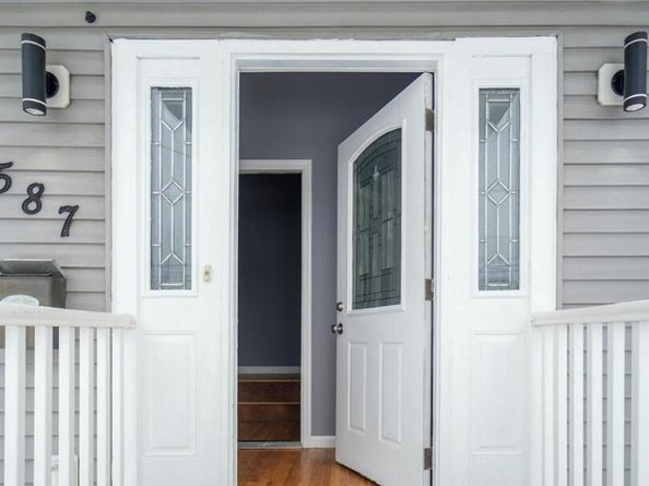 587 Miller Avenue, Freeport NY 11520