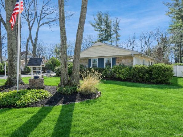 6 Palfrey Street, Stony Brook NY 11790