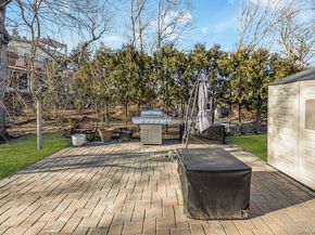 356 Oakleigh Avenue 17, Baiting Hollow NY 11933