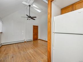 356 Oakleigh Avenue 17, Baiting Hollow NY 11933