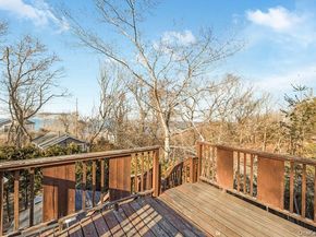 356 Oakleigh Avenue 17, Baiting Hollow NY 11933