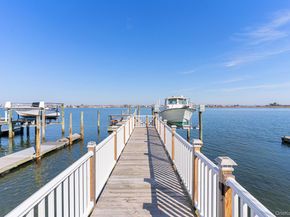 3433 Bay Front Place, Baldwin NY 11510
