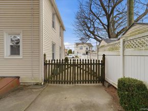 2097 Washington Avenue, Seaford NY 11783