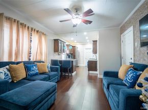 7505 60th Place, Glendale NY 11385