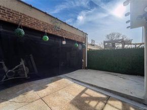 7505 60th Place, Glendale NY 11385