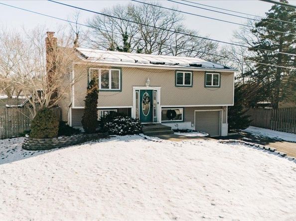 19 Biscayne Drive, Selden NY 11784