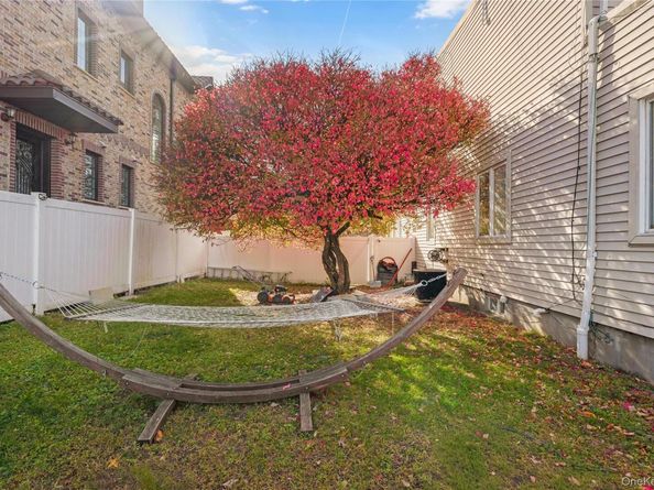 849 73rd Street, Brooklyn NY 11228