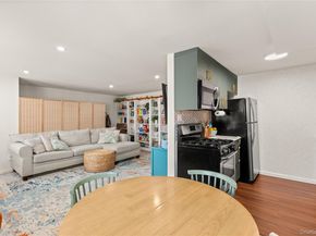 60 Jervis Avenue 60, Farmingdale NY 11735