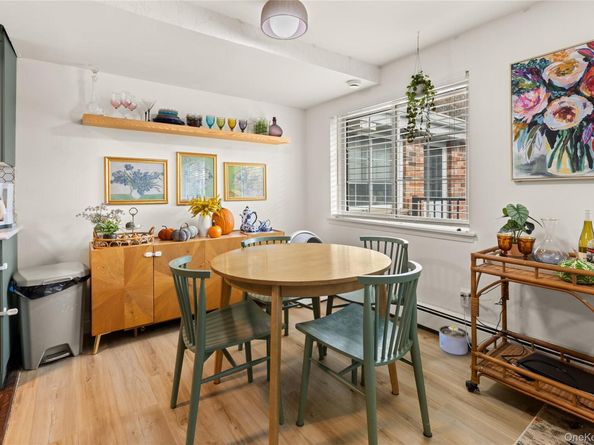 60 Jervis Avenue 60, Farmingdale NY 11735