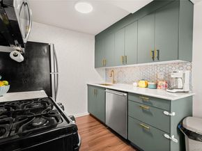 60 Jervis Avenue 60, Farmingdale NY 11735