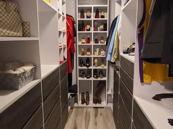 5 Field Lane, Miller Place NY 11764